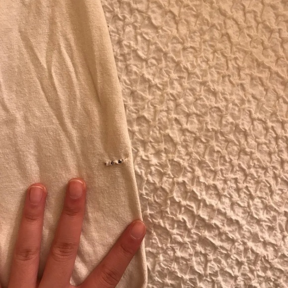 Brandy Melville fun in the sun tee - Picture 3 of 3